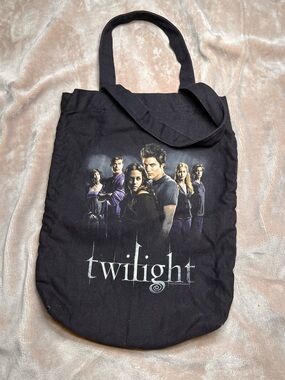 TWILIGHT Small Black Tote Bag with a Twilight New Moon Graphic